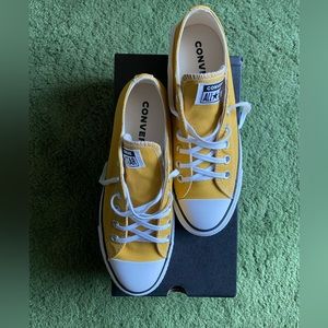 Like New All Star Platform Converse